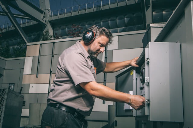 24/7 Generator Installation and Maintenance Services in Vancouver